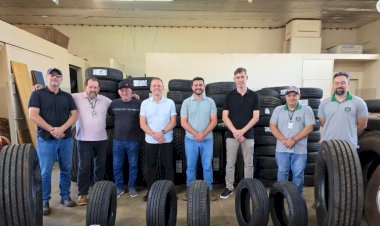 Prefeitura de Marechal Cândido Rondon recebe pneus da Receita Federal para uso na frota municipal