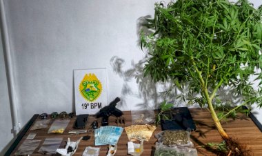 Polícia apreende drogas, arma e munições em ponto de tráfico no bairro Augusto II em Marechal Rondon