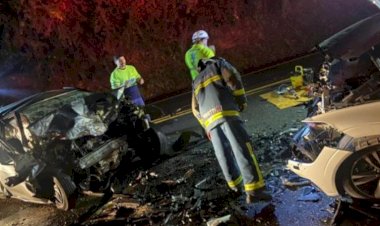 Colisão frontal entre Onix e Volvo deixa um morto e cinco feridos na BR-277