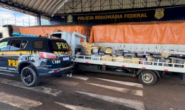 Atenção: PRF apreende quase 4 toneladas de maconha na BR-163, em Mercedes-PR
