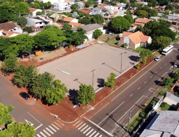 Obras de campo Society avançam no bairro Alvorada em Marechal Rondon