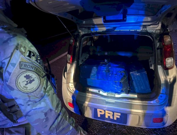 PRF apreende 100 quilos de maconha e prende motorista em Toledo