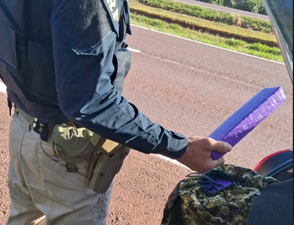 Casal é preso com 17,7 kg de maconha na BR-163; homem tinha mandados em aberto