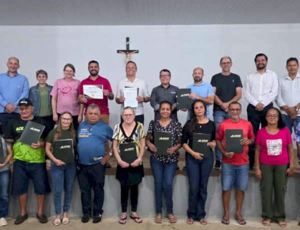 Moradores da Vila Martins conquistam titularidade definitiva de imóveis em Marechal Rondon