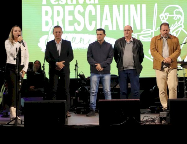 Segunda noite do Festival Brescianini da Canção reúne talentos gospel e sertanejos em Marechal Rondon