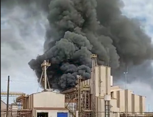 Incêndio atinge unidade industrial da Coamo em Campo Mourão