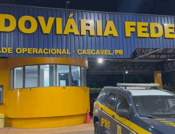 Duas ações da PRF em Cascavel resultam na apreensão de mais de 2,5 toneladas de drogas