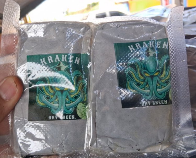 PRF apreende 56 kg de haxixe escondidos em carro na BR-369  proximo a Cascavel