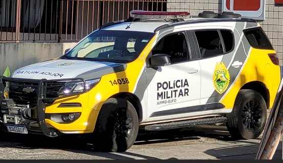 Homem é preso por porte ilegal de arma após desentendimento por veículo de empresa