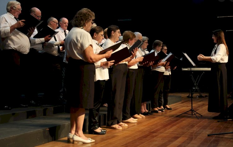 Culto Fraternal reúne igrejas e emociona público em Nova Santa Rosa