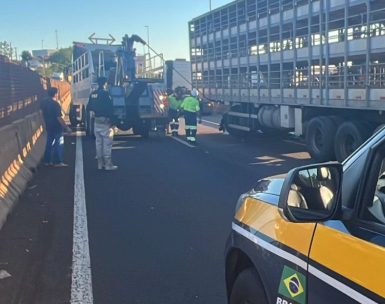 Motorista fica ferido após saída de pista na BR-277 em Matelândia