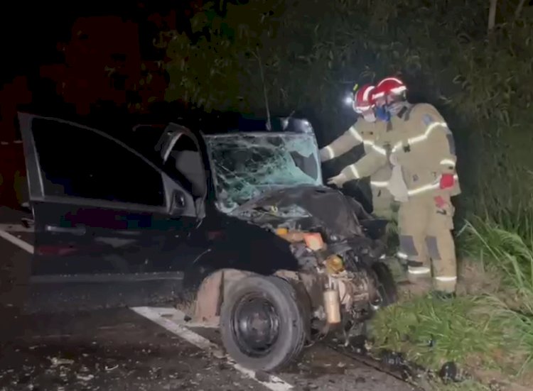 ATENÇÃO: Duas pessoas morrem  em acidente  na PR-486; médico de Umuarama está entre as vitimas fatais