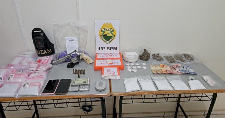 ROTAM do 19º BPM apreende arma, drogas, munições e dinheiro durante operação policial