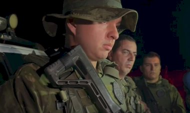 Atualizando: caminhonete encontrada enterrada é de desaparecidos em Icaraíma, mas estava vazia.