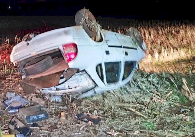 Dupla é presa após fugir de blitz e capotar veículo em Nova Santa Rosa