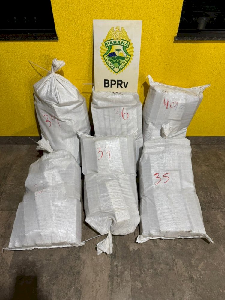 Casal é preso transportando 144 kg na região