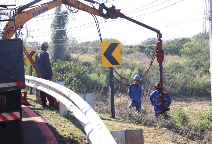 Prefeitura inicia obra de iluminação pública entre a Avenida Rio Grande do Sul e o Frigorífico Lar