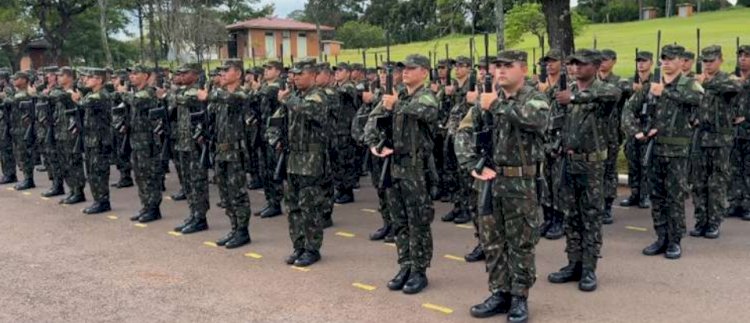 Polícia Rodoviária Estadual apoia deslocamento de comboio militar durante a Operação Paraná IV