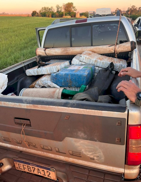 Atualizado: Homem é preso e mais de 1,5 tonelada de drogas são apreendidas em chácara de Nova Santa Rosa