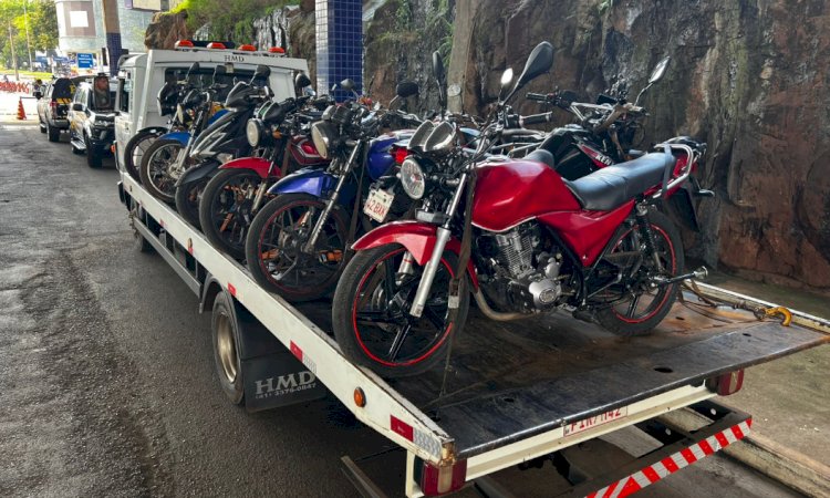 PRF apreende 55 motocicletas estrangeiras em operação na BR-277, em Foz do Iguaçu