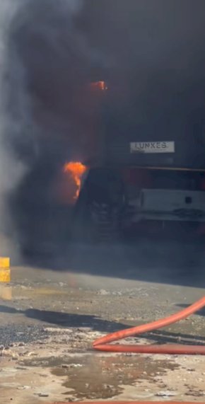 Incêndio de grandes proporções destrói fábrica de ração em Marechal Cândido Rondon