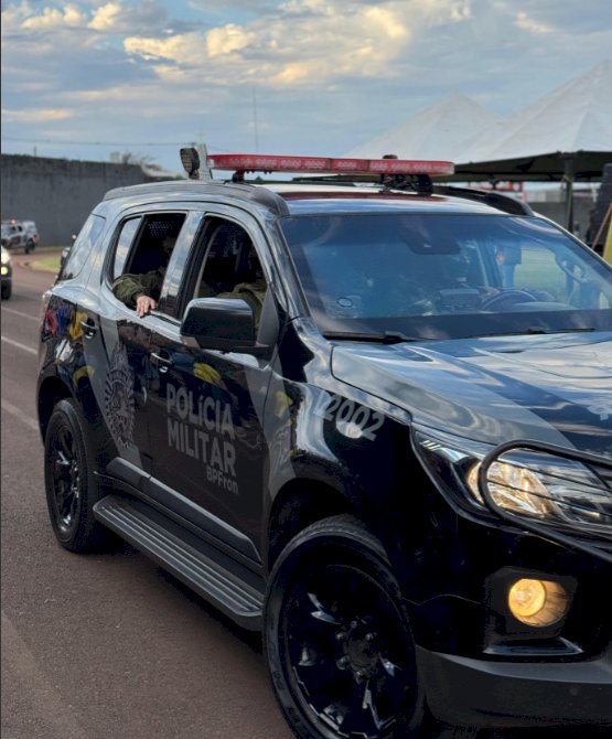 BPFron e Polícia Federal apreendem 3,2 toneladas de maconha em caminhão frigorífico