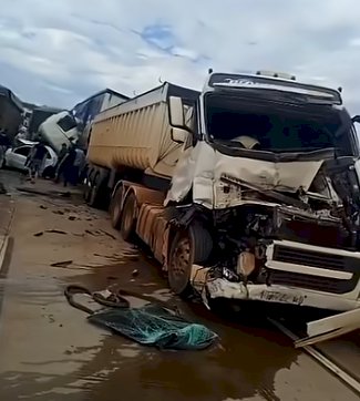 ACIDENTE ENVOLVENDO SETE VEÍCULOS DEIXA UM MORTO E CINCO FERIDOS NA BR-163