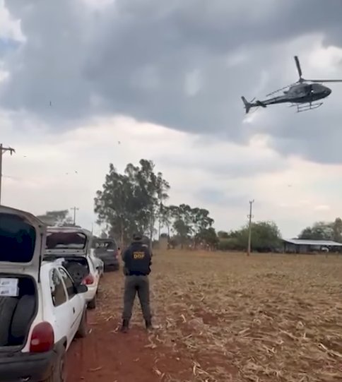 Operação policial  prende 14 pessoas, apreende dezenas de veículos  e  R$ 1,4 milhão em produtos contrabandeados na fronteira