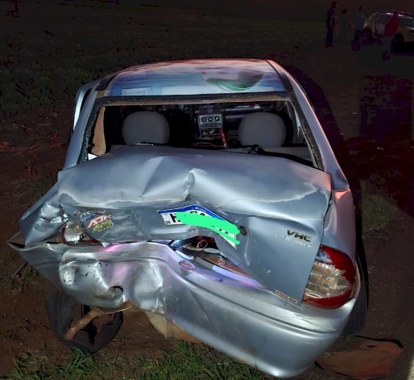 Colisão entre três veículos deixa uma criança ferida na PR-364, em Terra Roxa