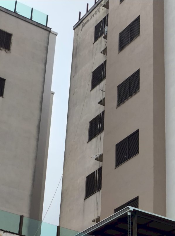 Trabalhador se fere com serra elétrica durante serviço no centro de Marechal Cândido Rondon