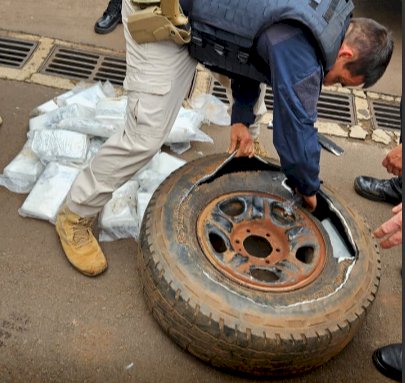 PRF e forças de segurança apreendem 78,5 kg de cocaína durante treinamento na BR-272, em Guaíra