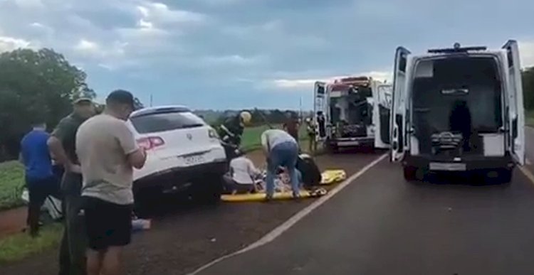 Colisão frontal na BR-369 deixa um morto e vários feridos em Ubiratã