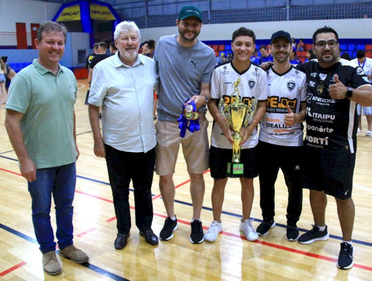 Definidas as equipes campeãs do Campeonato Municipal de Futsal