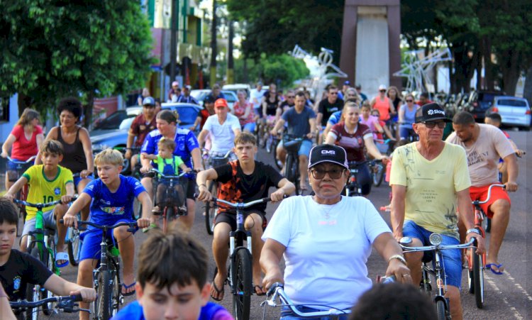 Passeio Ciclístico de Natal reúne mais de 500 pessoas em Nova Santa Rosa
